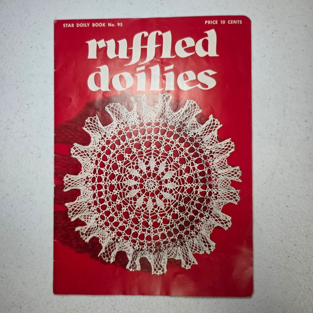 Star‎ Doily Book No 95 Ruffled Doilies American Thread Company 1952 Vintage Red